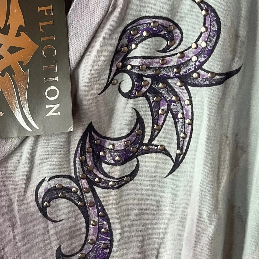 AFFLICTION Live Fast Ruched Sides Studs Detail V-Neck TEE NEW - Picture 16 of 16